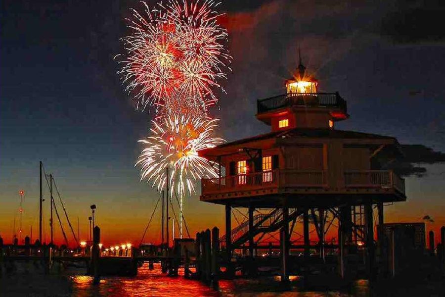 July 4 Fireworks Featured Photo SIZED
